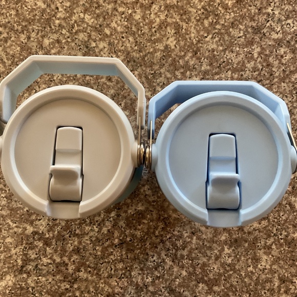 Stanley The ICEFLOW Flip Straw Tumblers 30 oz SET OF 2 - Picture 7 of 9